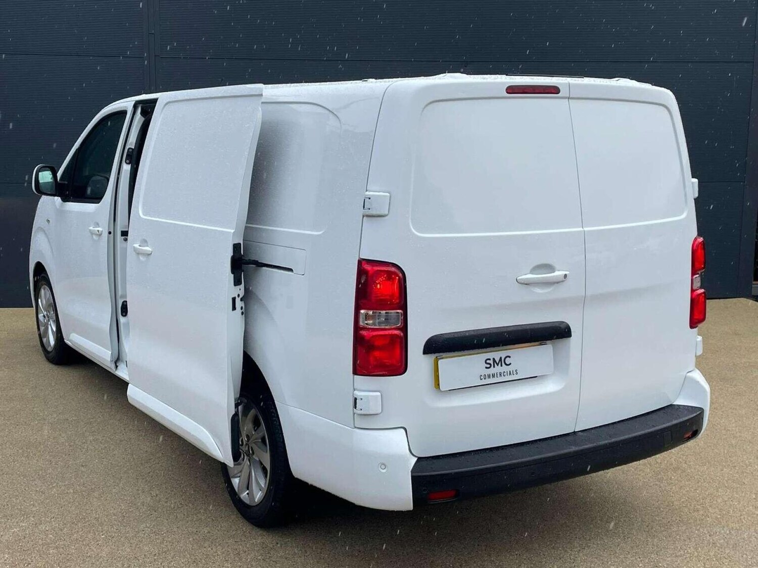 Used Citroen Dispatch 2020 for sale - 76427960: Photo 15