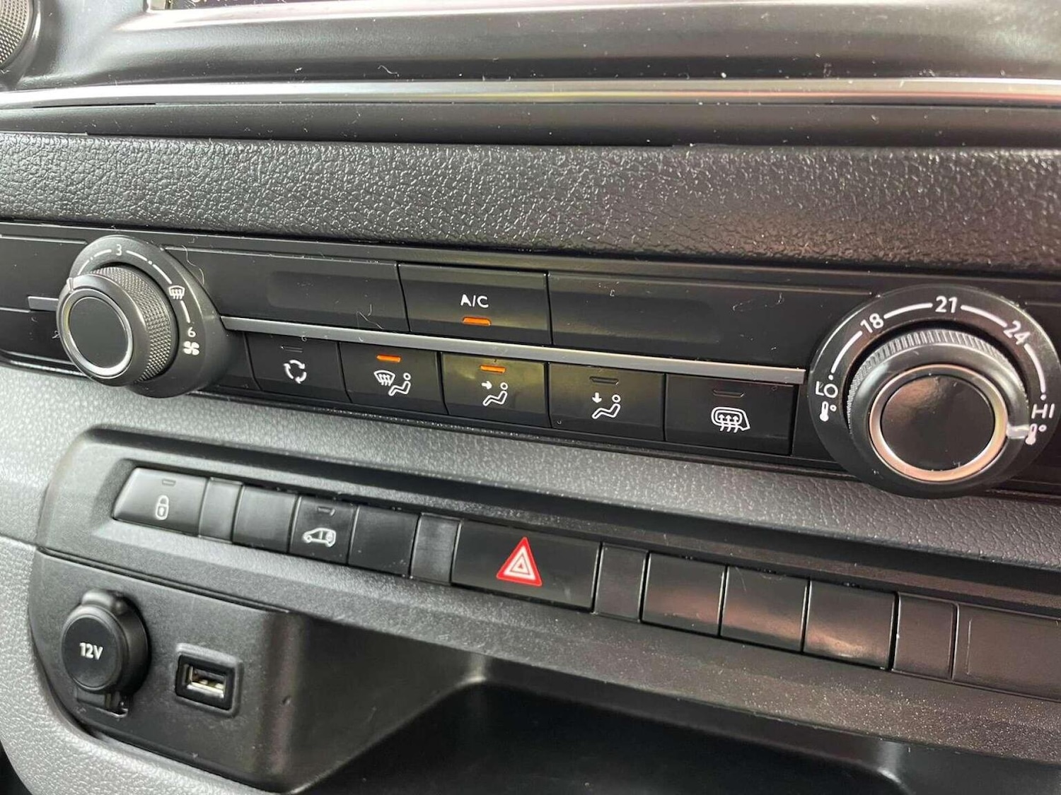 Used Citroen Dispatch 2020 for sale - 76427960: Photo 48