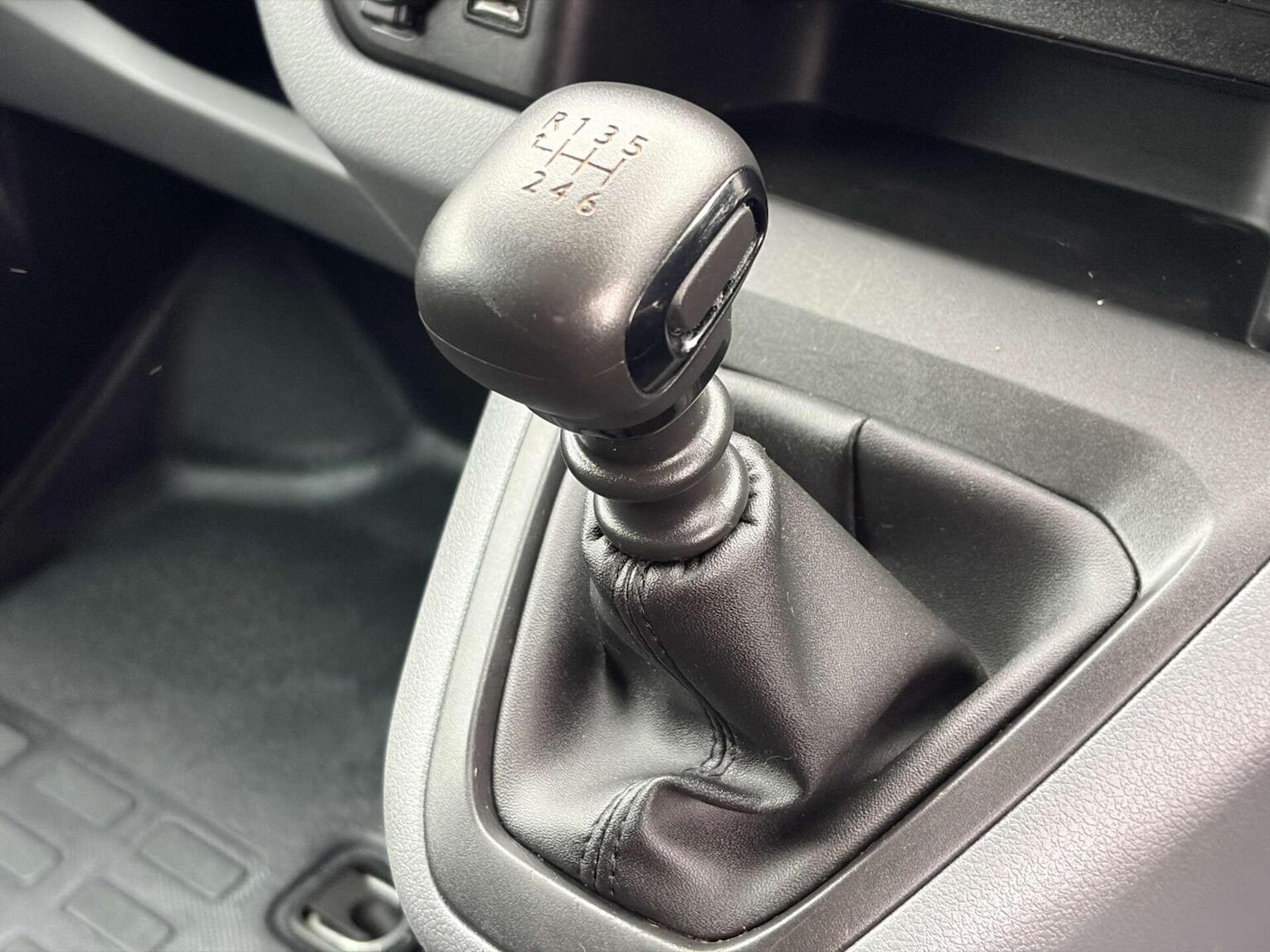 Used Vauxhall Vivaro 2022 for sale - 77802666: Photo 41