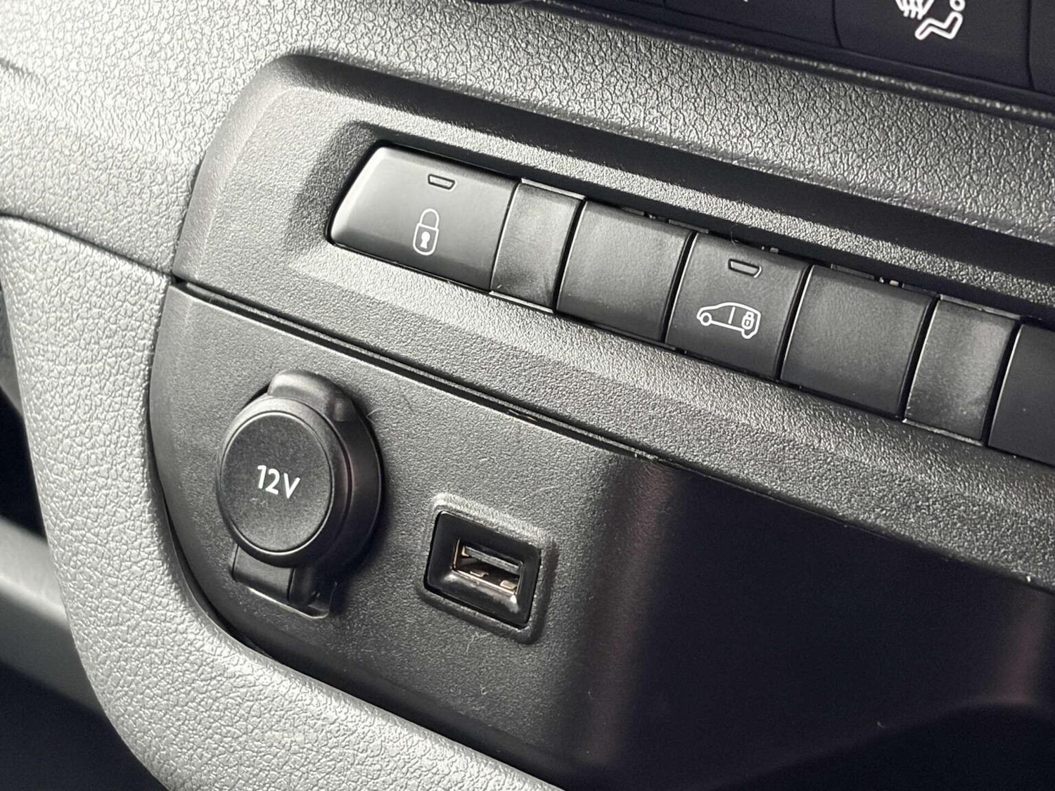 Used Vauxhall Vivaro 2022 for sale - 77802666: Photo 43