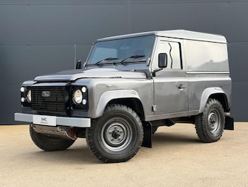 Used Land Rover Defender 2010 for sale - 78680634: Photo
