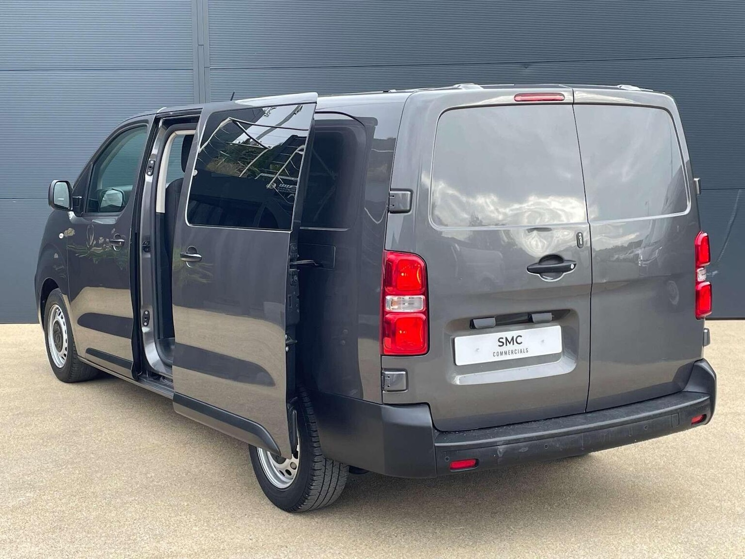 Used Vauxhall Vivaro 2022 for sale - 76427937: Photo 11