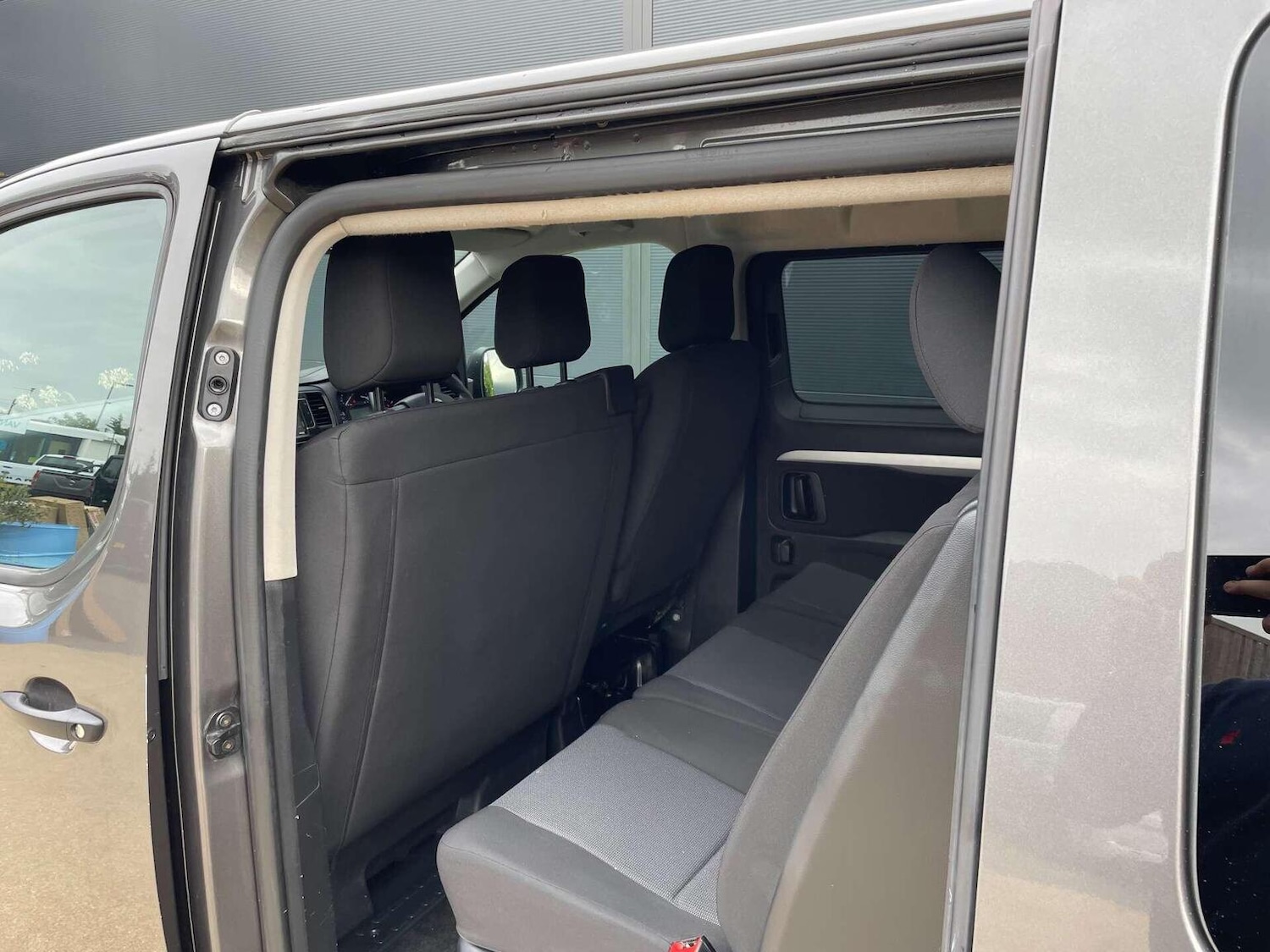 Used Vauxhall Vivaro 2022 for sale - 76427937: Photo 8