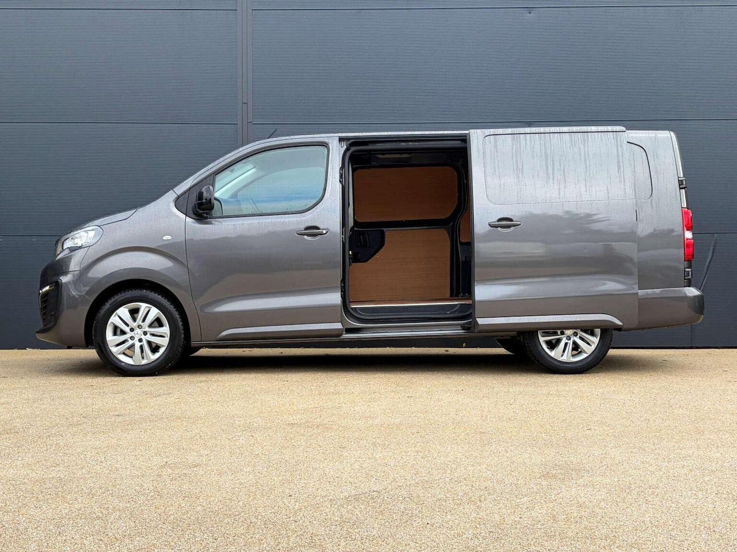 Used Peugeot Expert 2022 for sale - 77370622: Photo 13