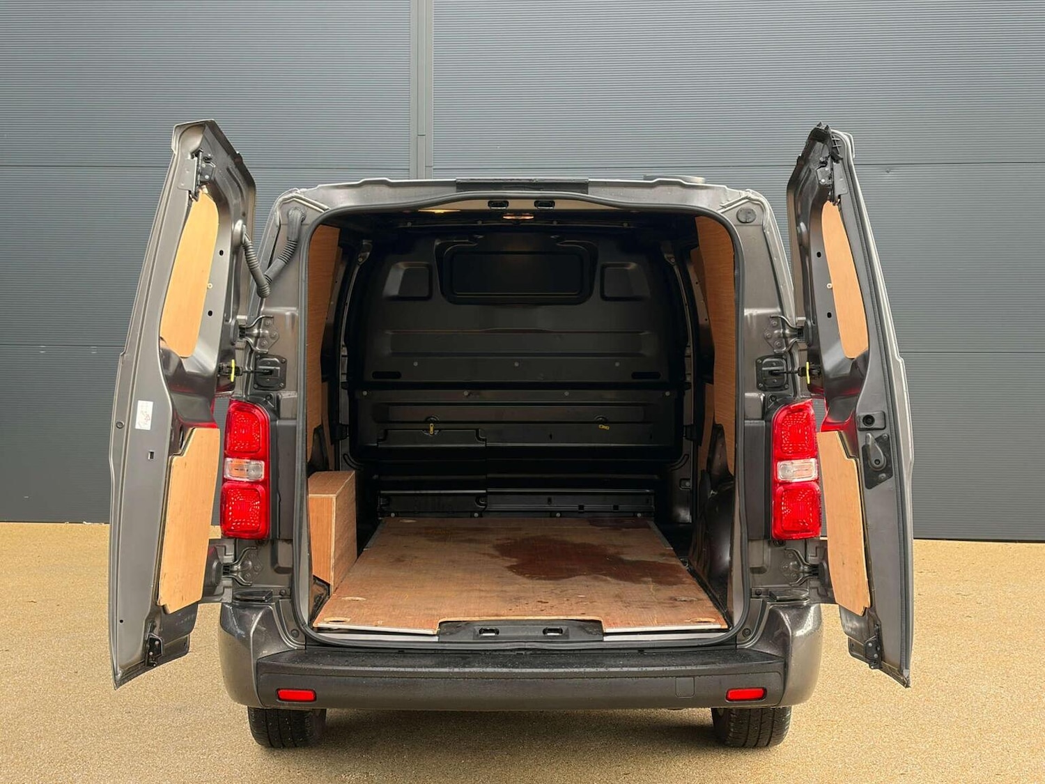 Used Peugeot Expert 2022 for sale - 77370622: Photo 20