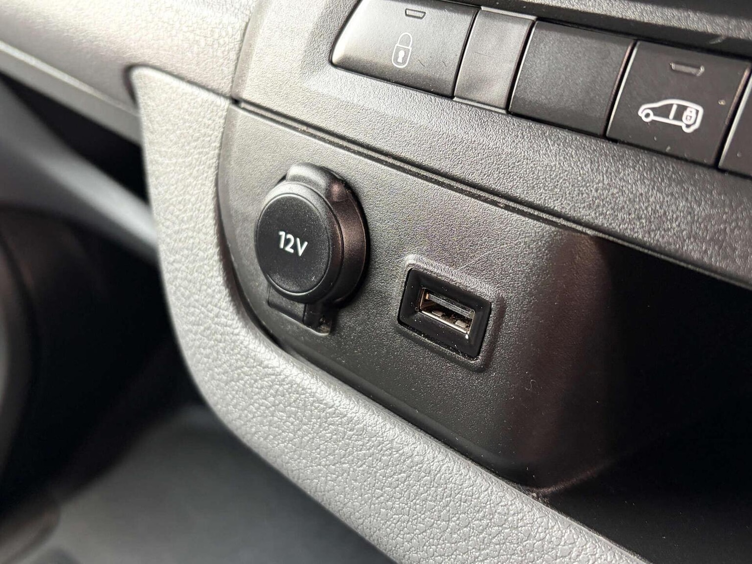 Used Peugeot Expert 2022 for sale - 77370622: Photo 40