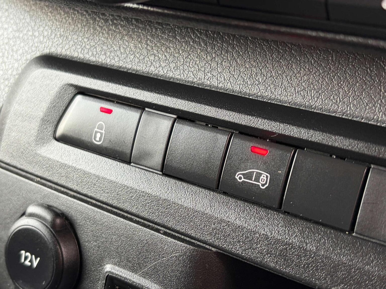 Used Peugeot Expert 2022 for sale - 77370622: Photo 41