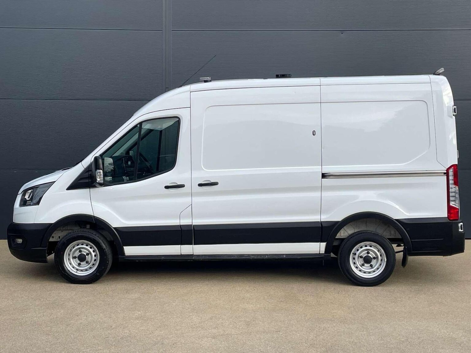 Used Ford Transit 2019 for sale - 76427928: Photo 3
