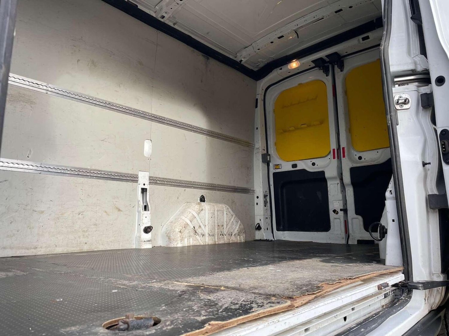 Used Ford Transit 2019 for sale - 76427928: Photo 6