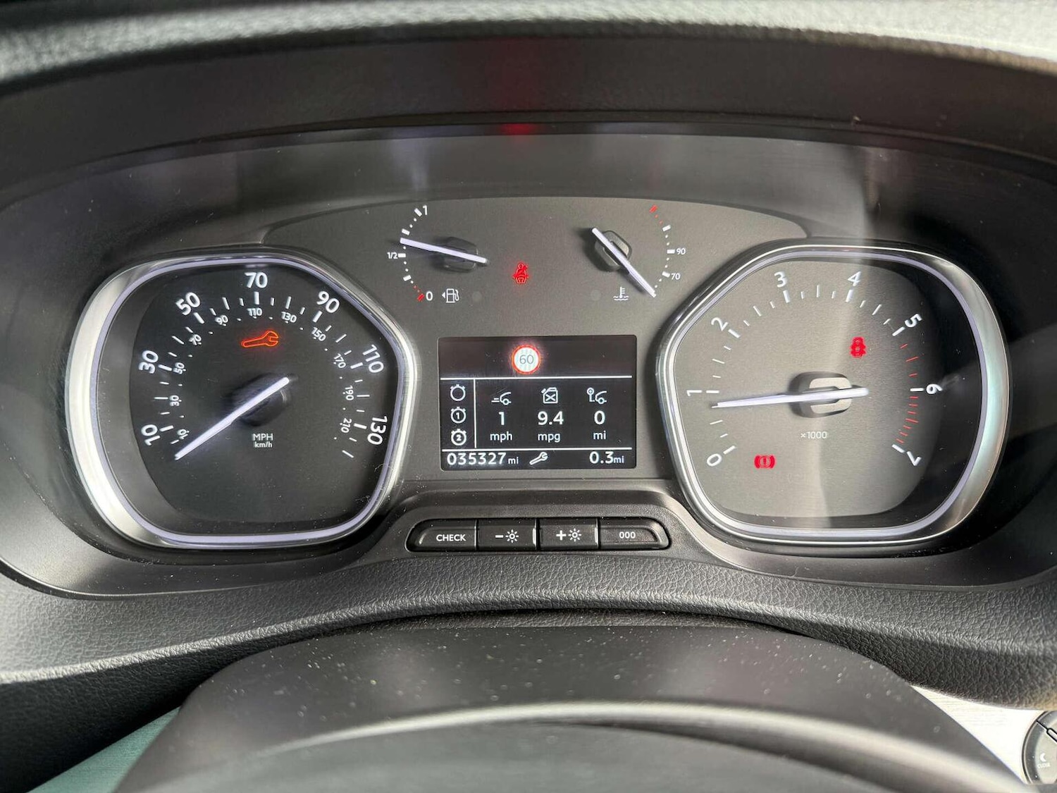 Used Peugeot Traveller 2023 for sale - 76427920: Photo 21