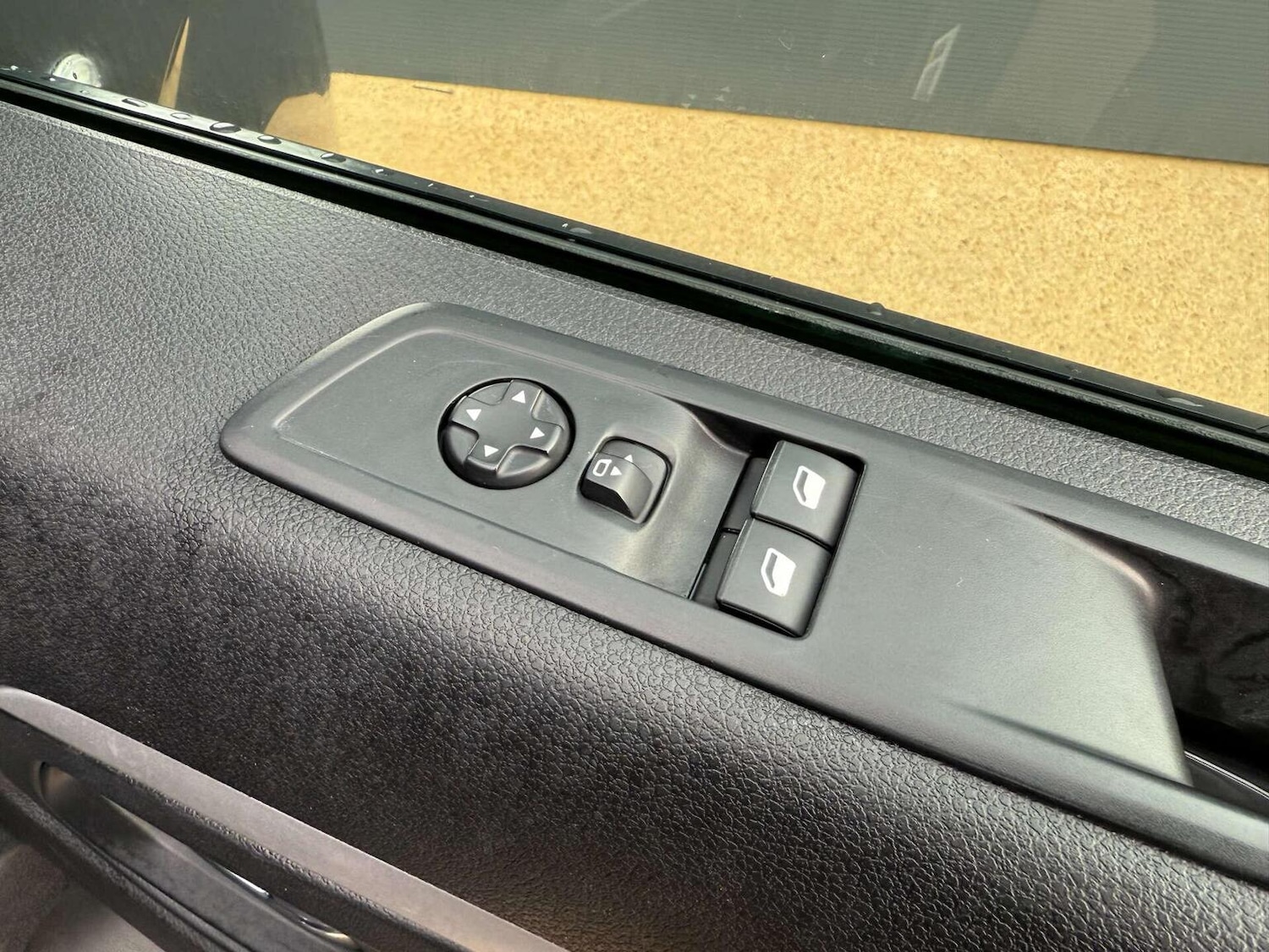 Used Peugeot Traveller 2023 for sale - 76427920: Photo 27