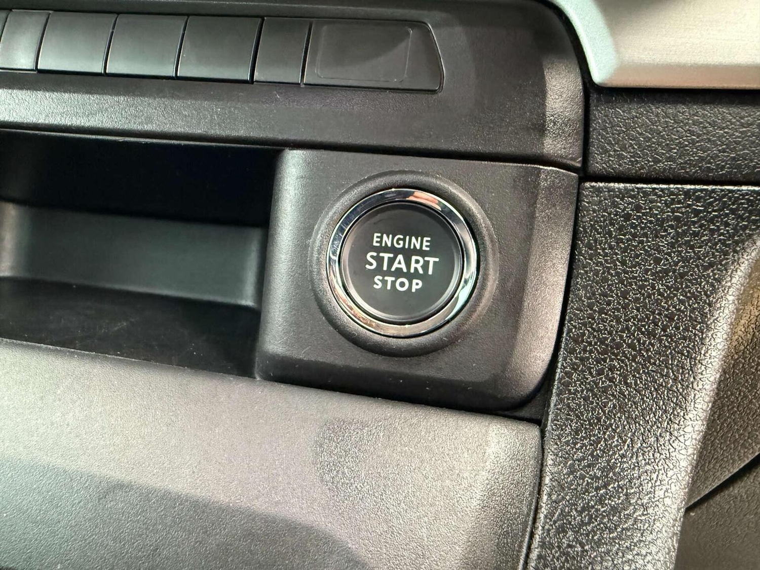 Used Peugeot Traveller 2023 for sale - 76427920: Photo 38