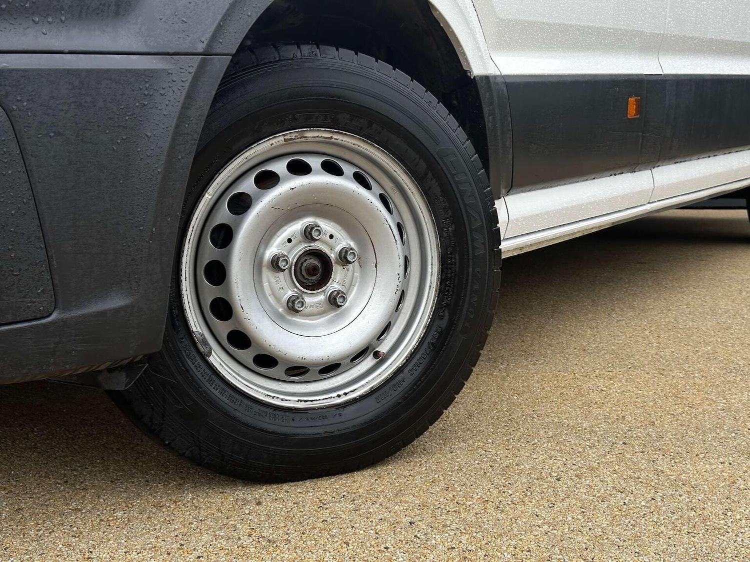 Used Volkswagen Crafter 2023 for sale - 76427924: Photo 2