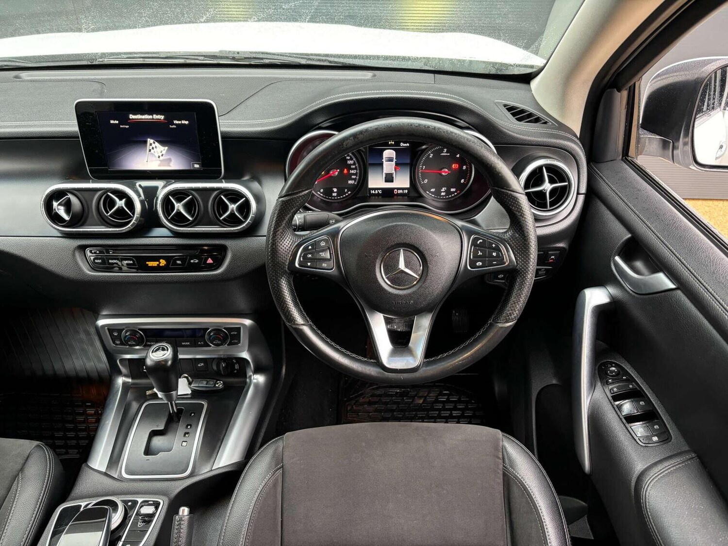 Used Mercedes-Benz X Class 2019 for sale - 76427923: Photo 27