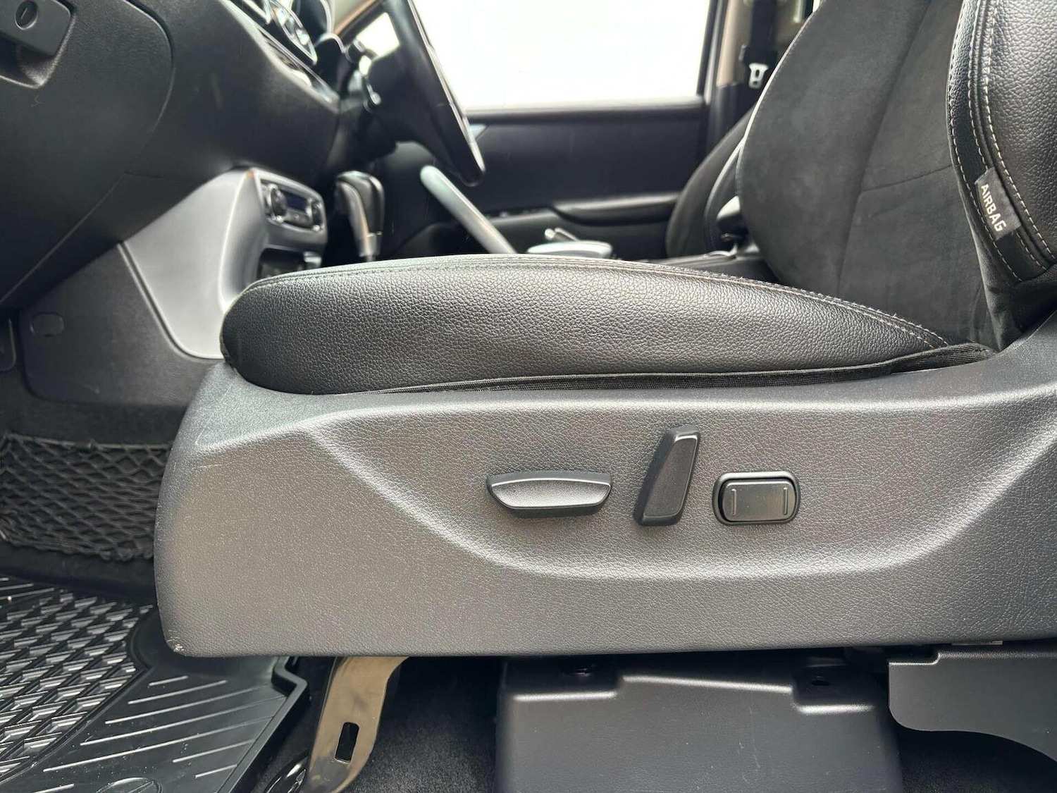 Used Mercedes-Benz X Class 2019 for sale - 76427923: Photo 29