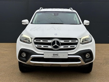 Used Mercedes-Benz X Class 2019 for sale - 76427923: Photo