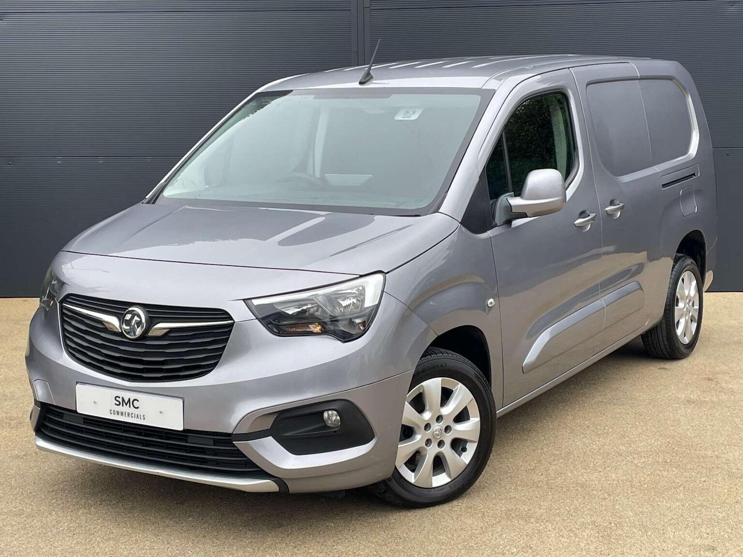Used Vauxhall Combo 2019 for sale - 76427922: Photo 1