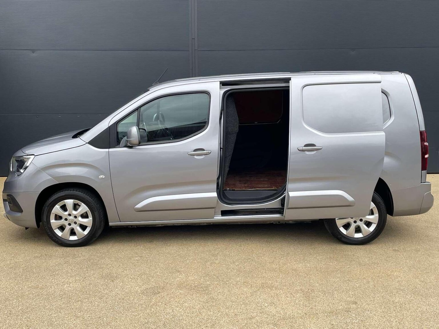 Used Vauxhall Combo 2019 for sale - 76427922: Photo 11