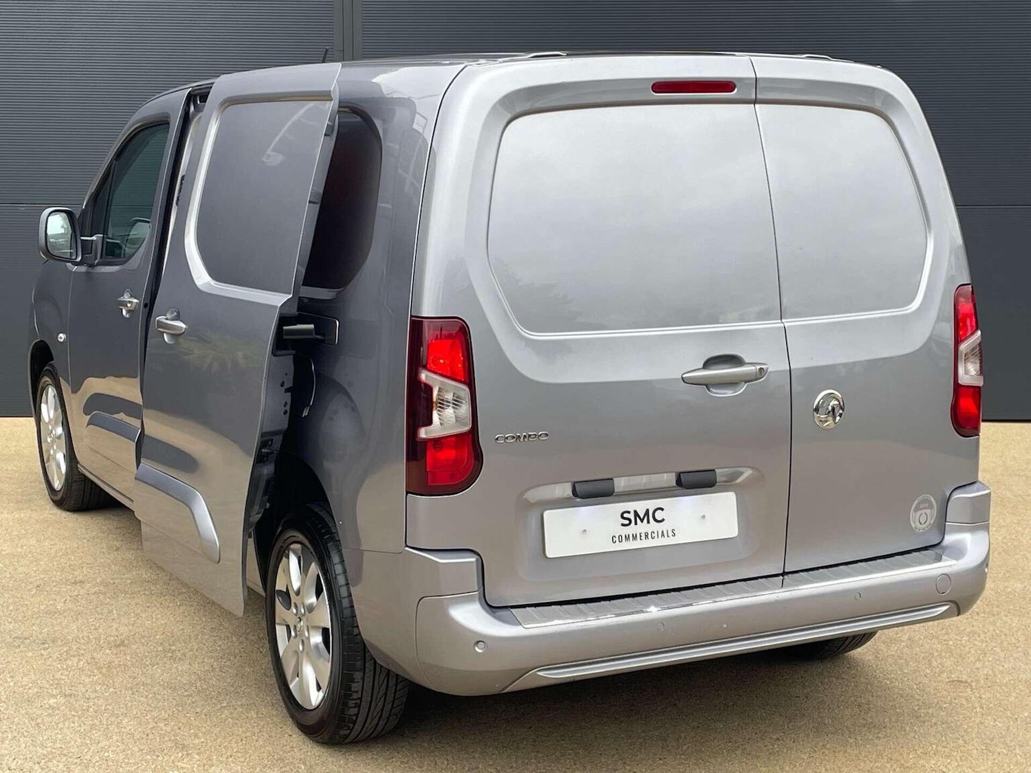 Used Vauxhall Combo 2019 for sale - 76427922: Photo 13