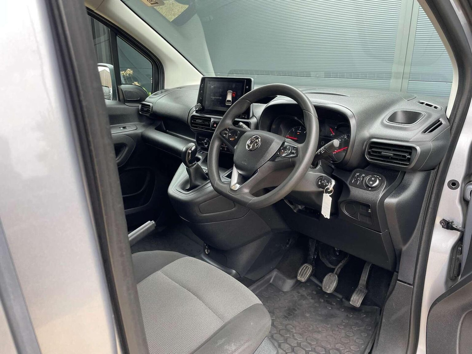Used Vauxhall Combo 2019 for sale - 76427922: Photo 2