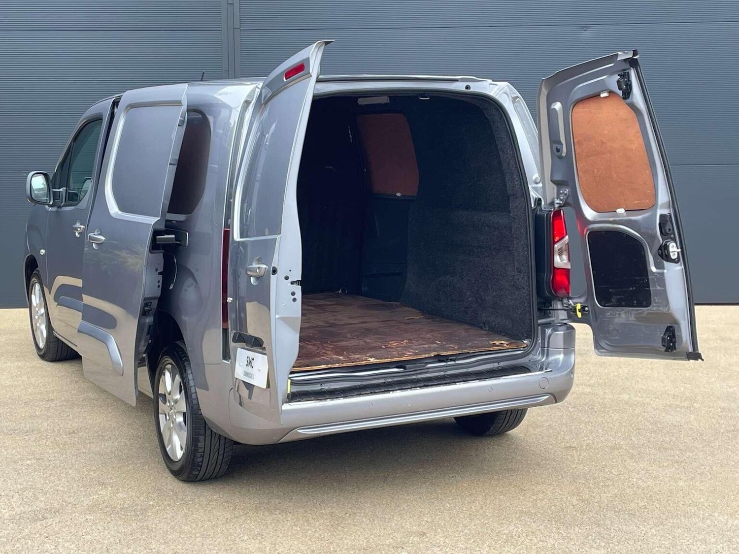 Used Vauxhall Combo 2019 for sale - 76427922: Photo 3