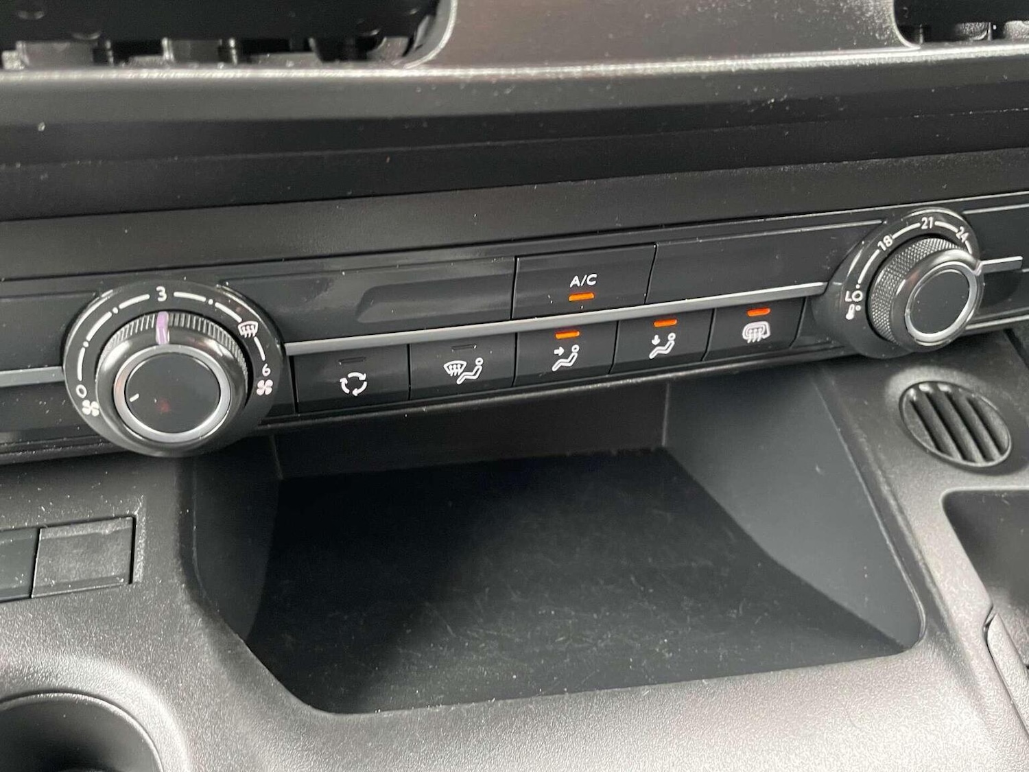 Used Vauxhall Combo 2019 for sale - 76427922: Photo 31