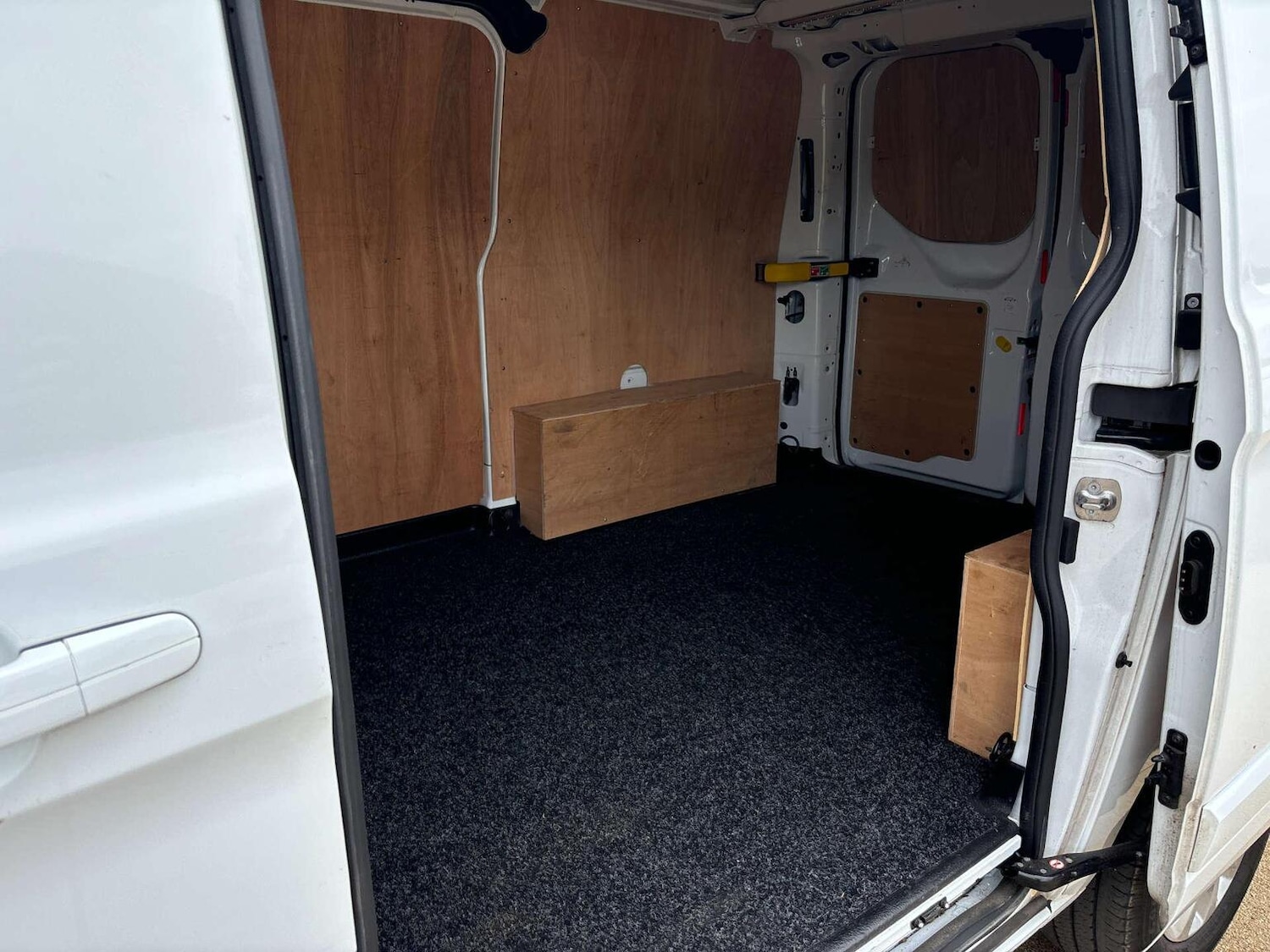 Used Ford Transit Custom 2022 for sale - 76427886: Photo 5