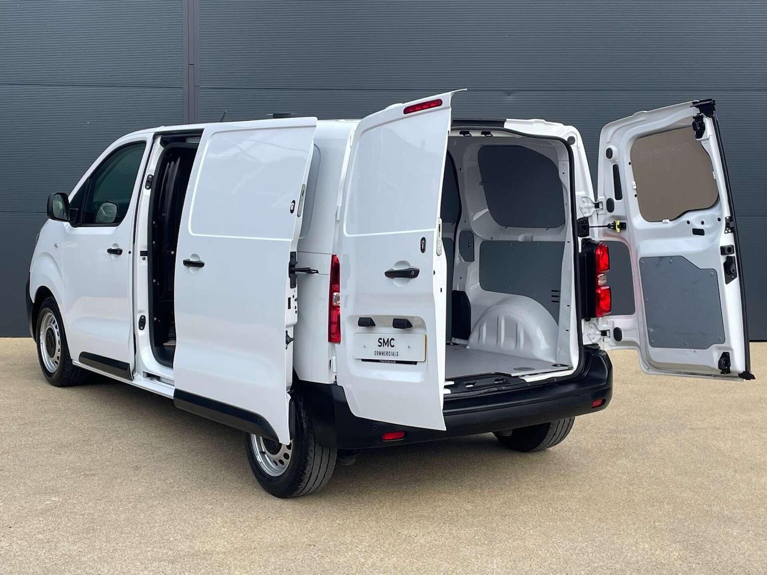 Used Vauxhall Vivaro 2022 for sale - 76427887: Photo 11