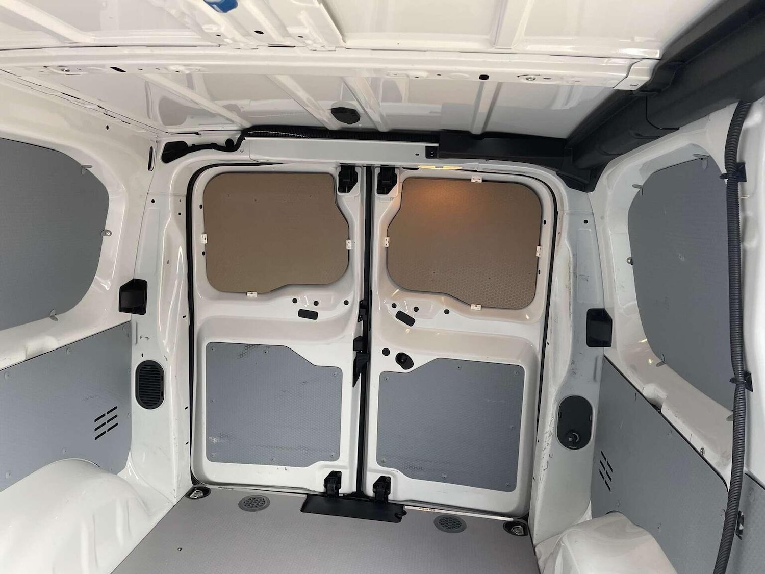 Used Vauxhall Vivaro 2022 for sale - 76427887: Photo 6