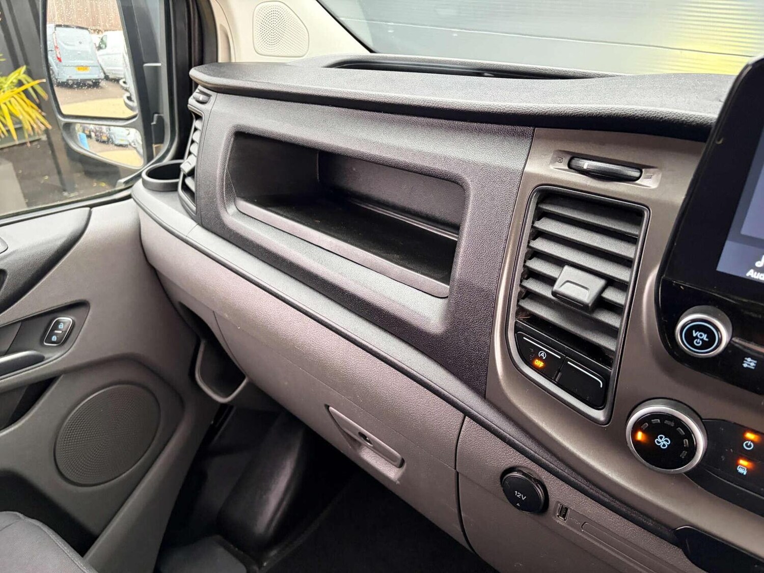 Used Ford Transit Custom 2022 for sale - 77417200: Photo 40