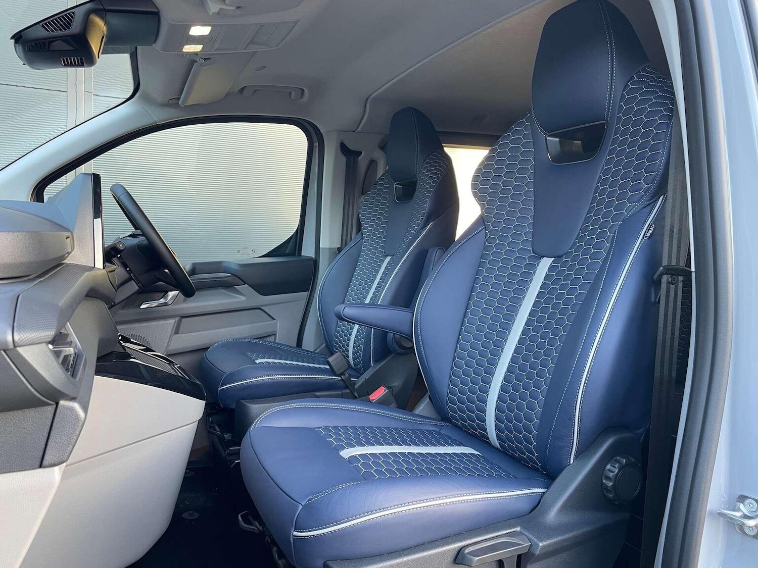 Used Ford Transit Custom 2025 for sale - 76807226: Photo 27