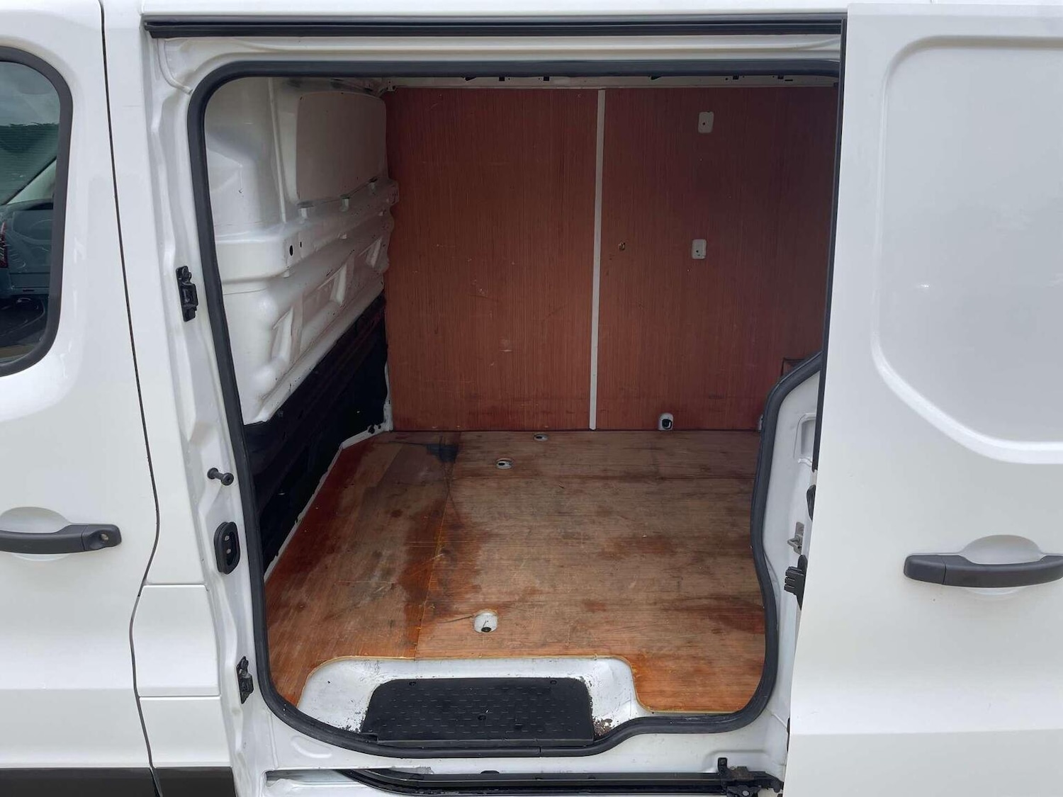 Used Vauxhall Vivaro 2018 for sale - 76483040: Photo 10