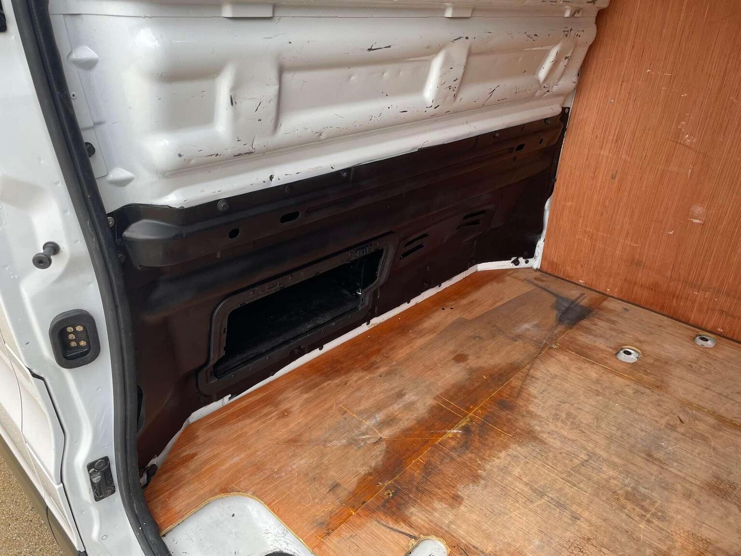 Used Vauxhall Vivaro 2018 for sale - 76483040: Photo 11