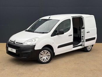 Used Citroen Berlingo 2016 for sale - 77830103: Photo