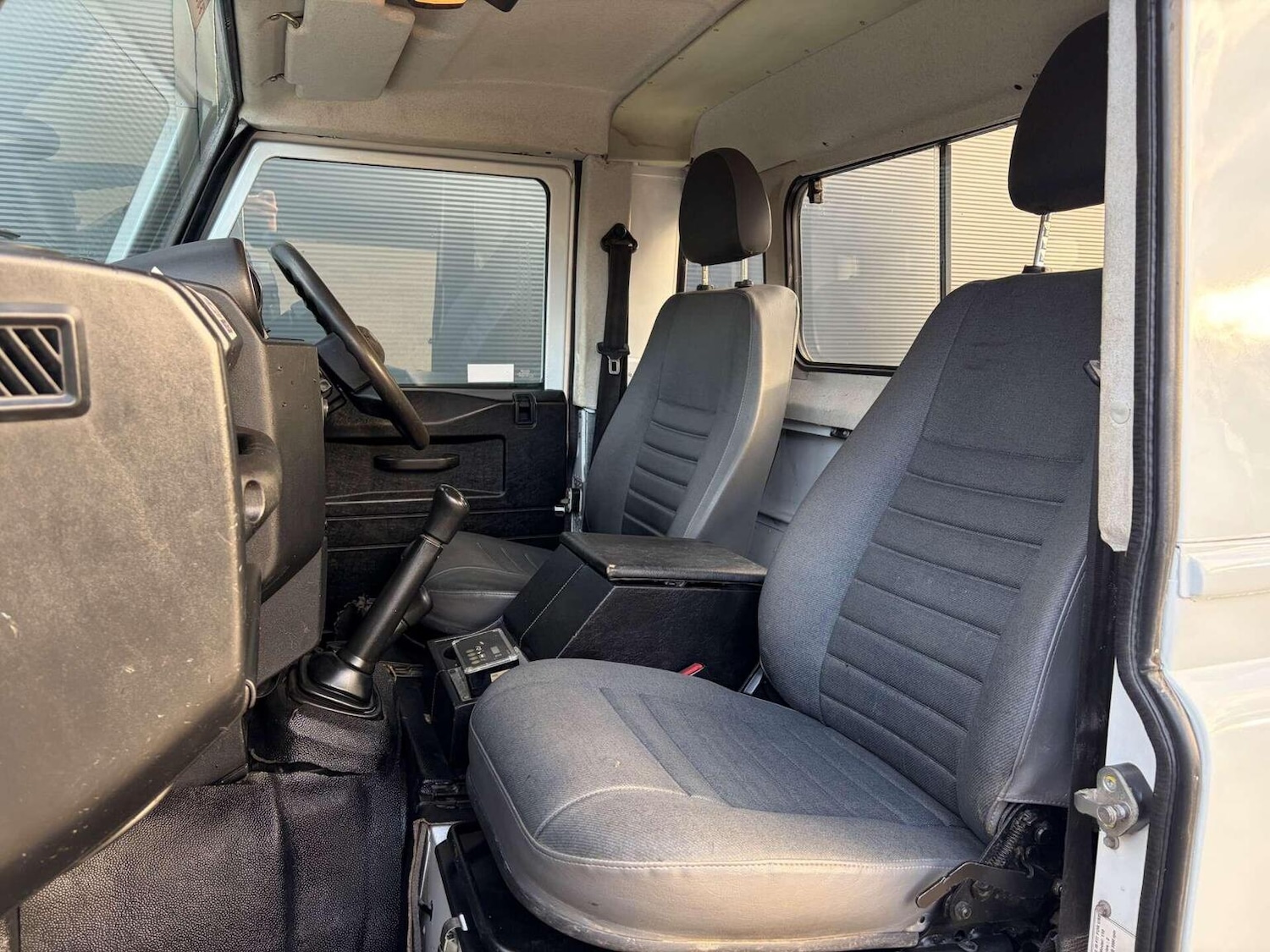 Used Land Rover Defender 2015 for sale - 77008186: Photo 13