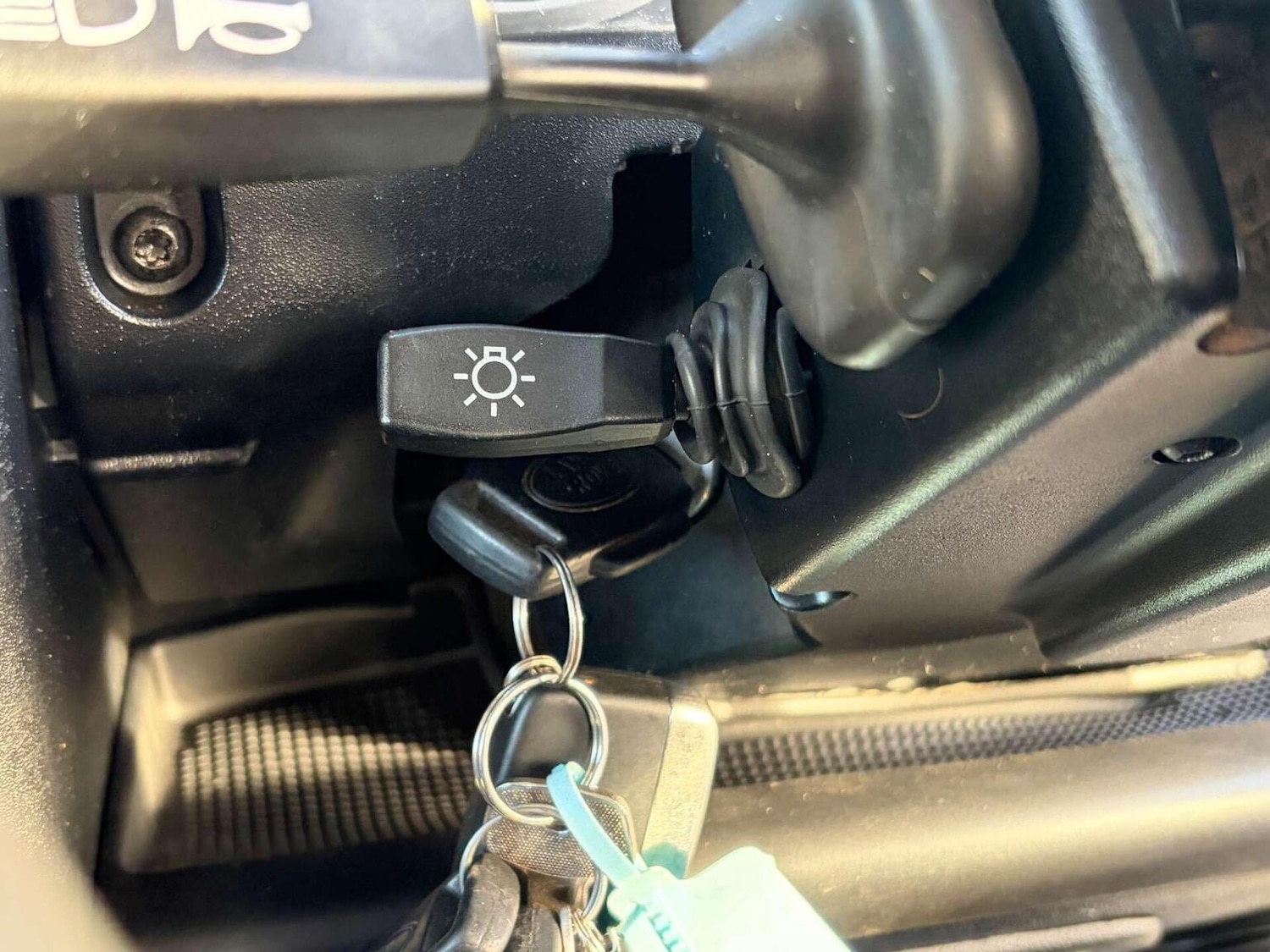 Used Land Rover Defender 2015 for sale - 77008186: Photo 21