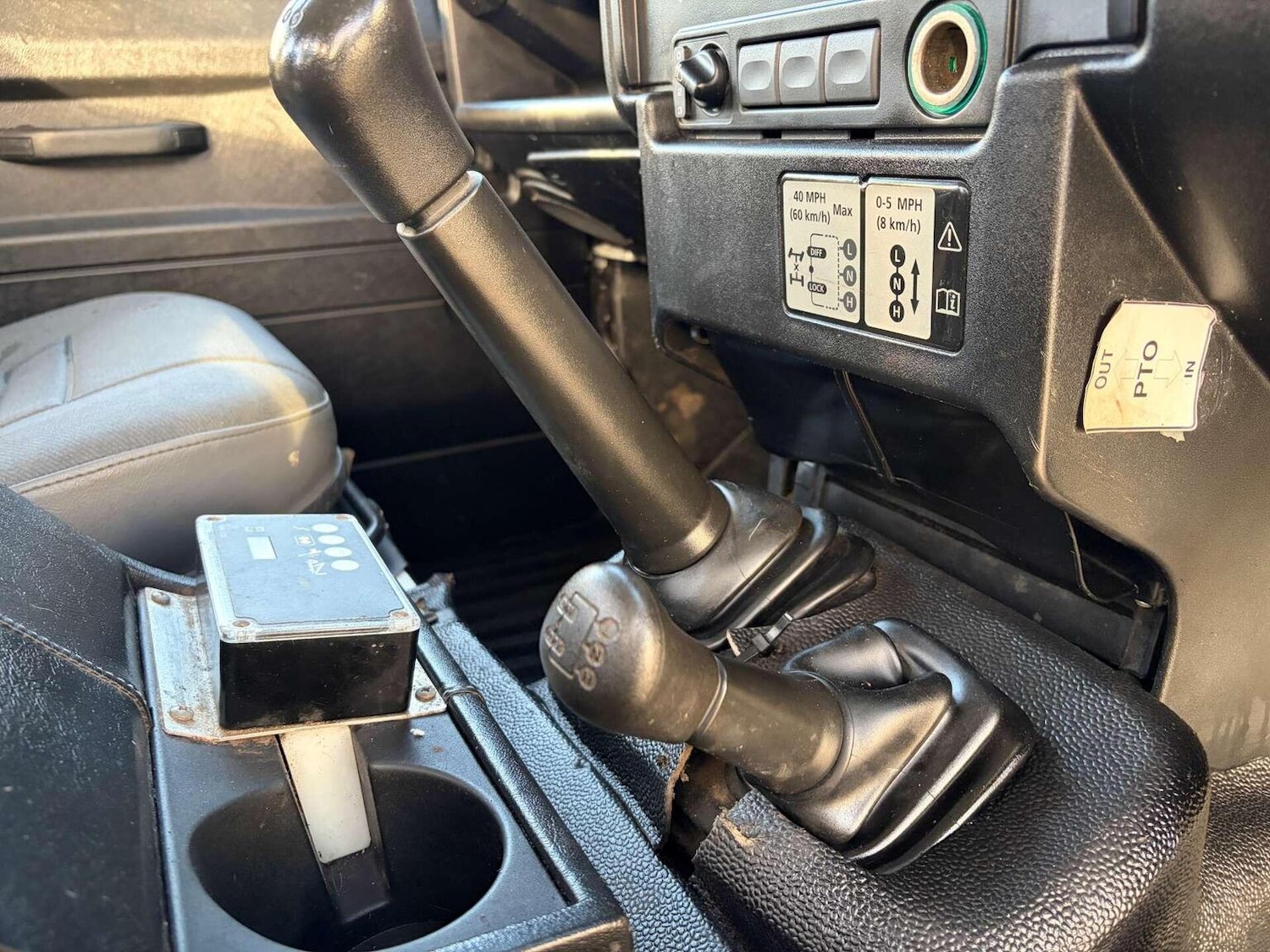 Used Land Rover Defender 2015 for sale - 77008186: Photo 26