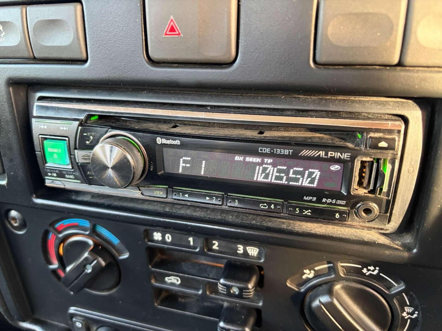 Used Land Rover Defender 2015 for sale - 77008186: Photo 28