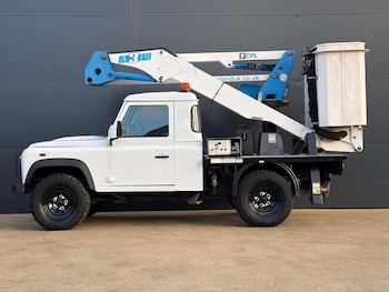 Used Land Rover Defender 2015 for sale - 77008186: Photo