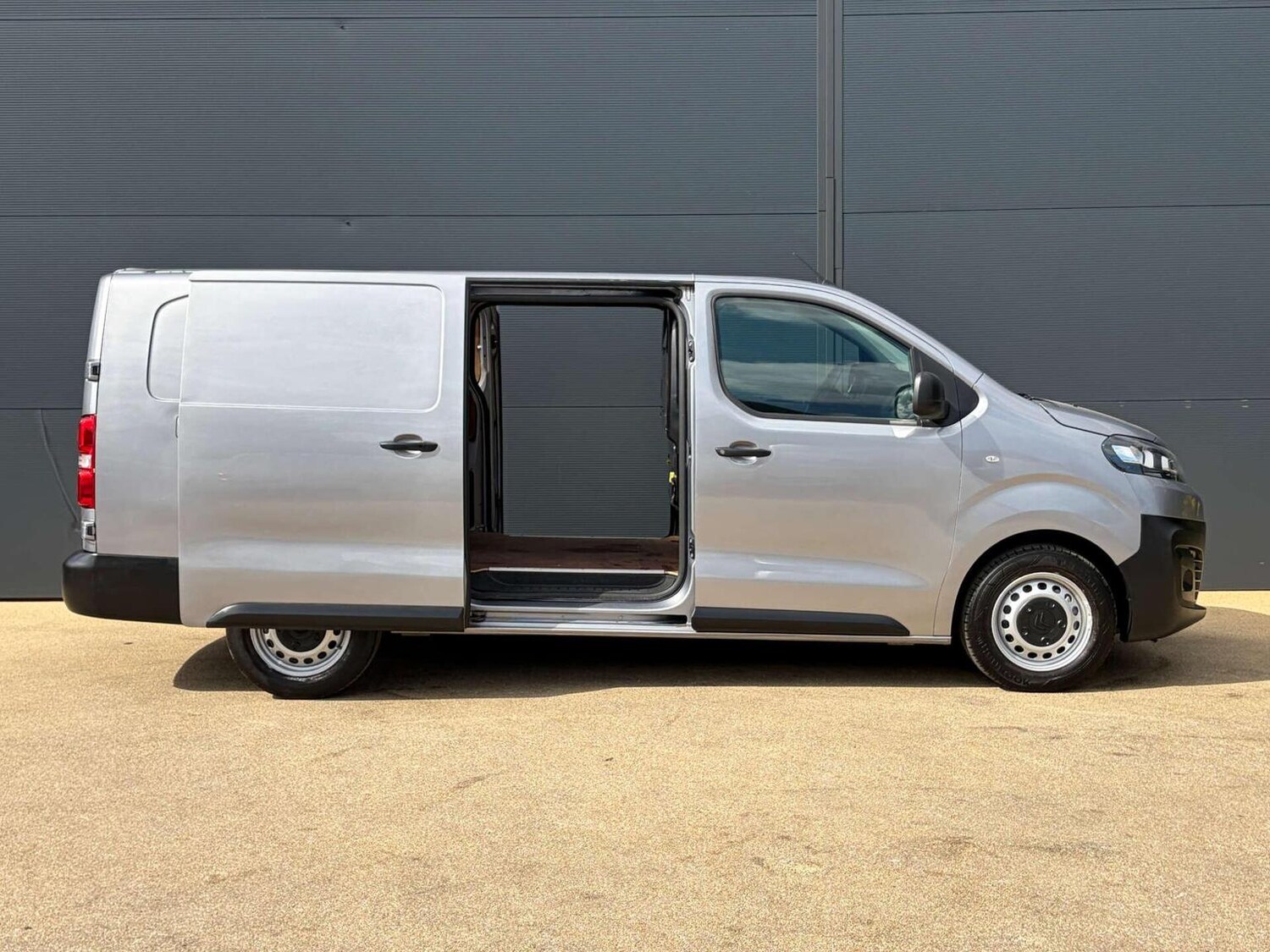 Used Citroen Dispatch 2021 for sale - 78112022: Photo 11