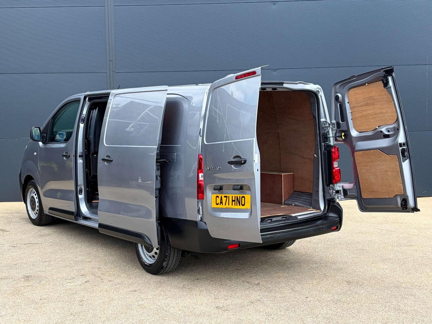 Used Citroen Dispatch 2021 for sale - 78112022: Photo 19