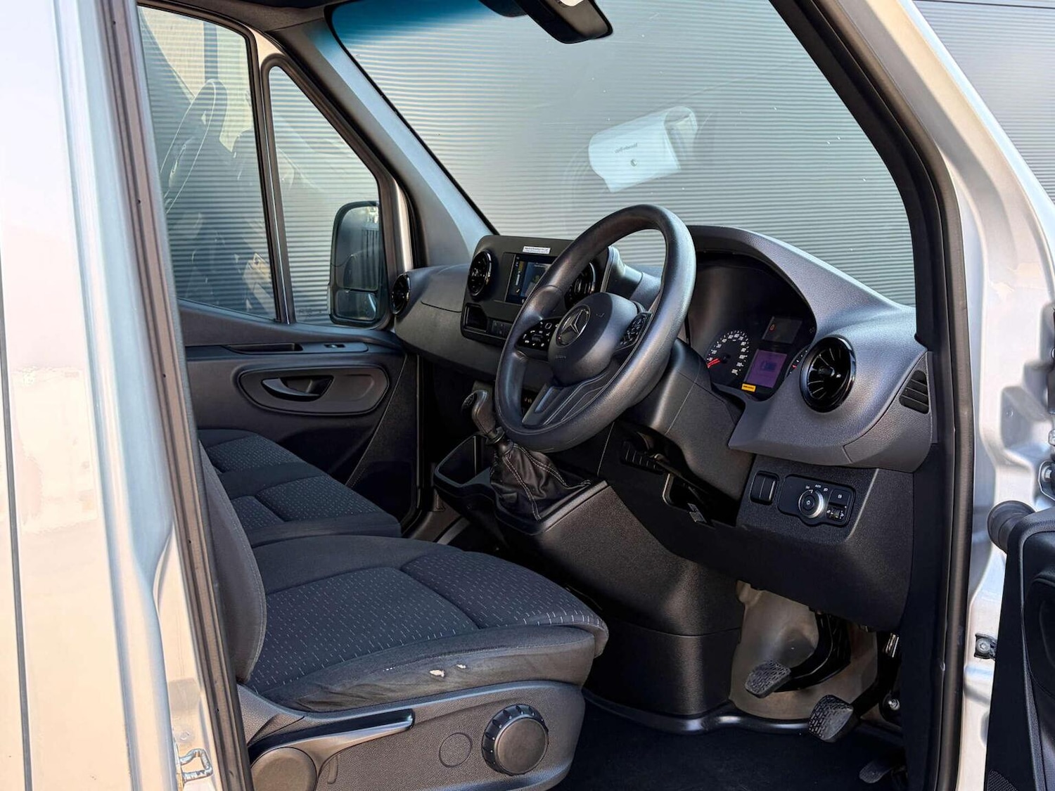 Used Mercedes-Benz Sprinter 2022 for sale - 78210003: Photo 2