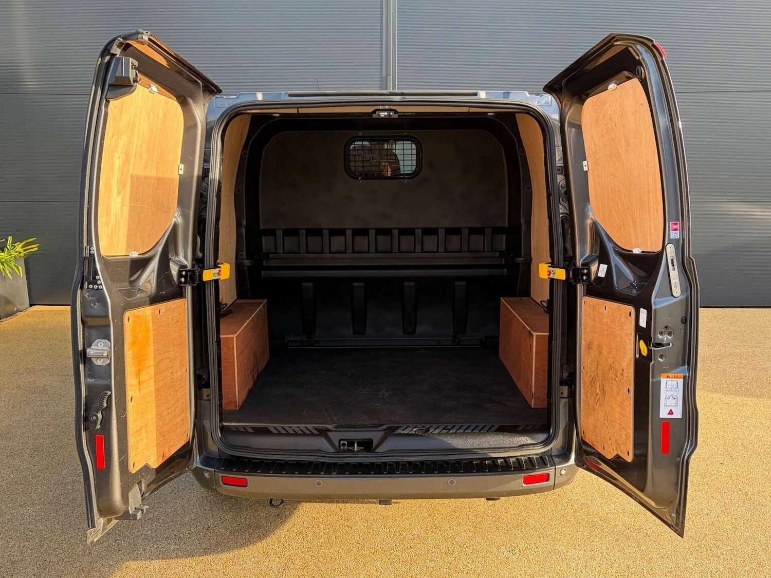 Used Ford Transit Custom 2021 for sale - 76963319: Photo 11