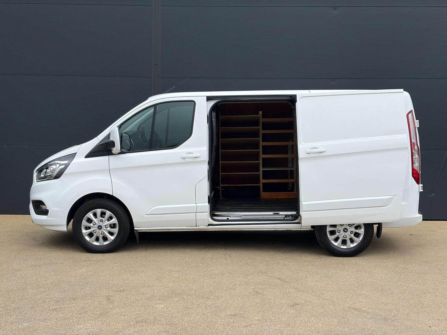 Used Ford Transit Custom 2022 for sale - 77792905: Photo 10