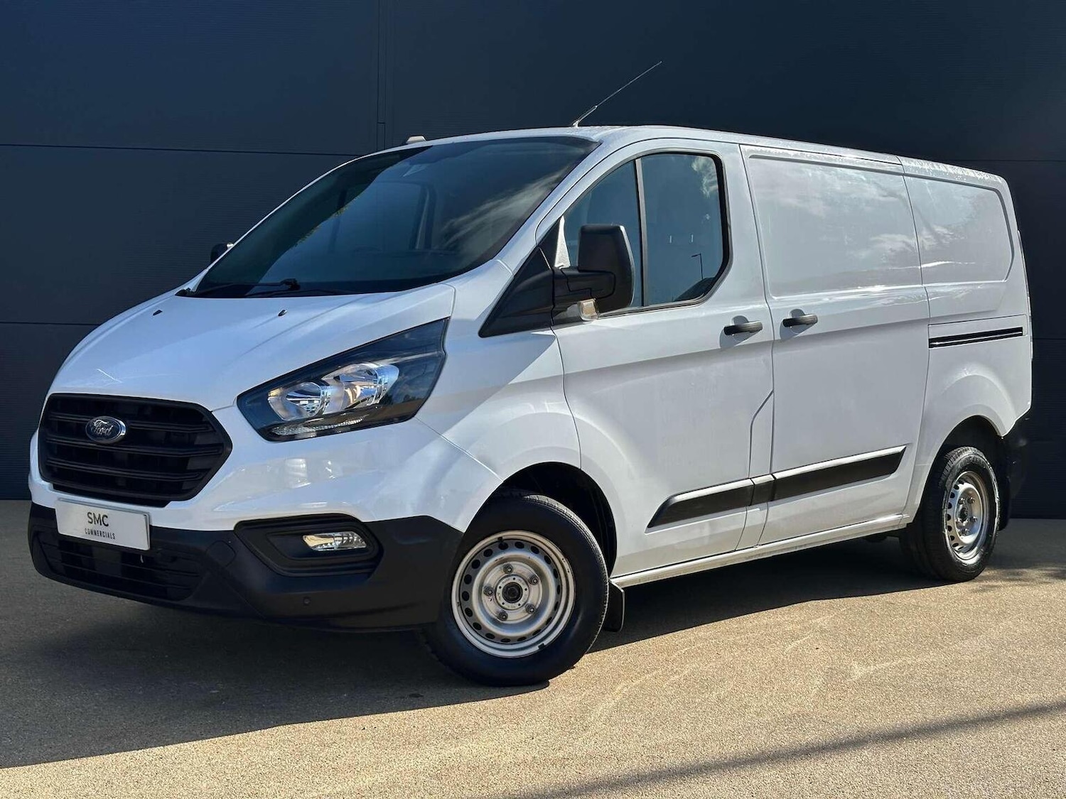 Used Ford Transit Custom 2021 for sale - 76427881: Photo 1