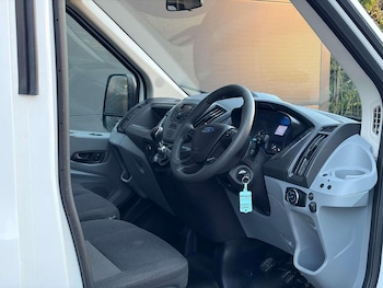 Used Ford Transit 2019 for sale - 77008182: Photo