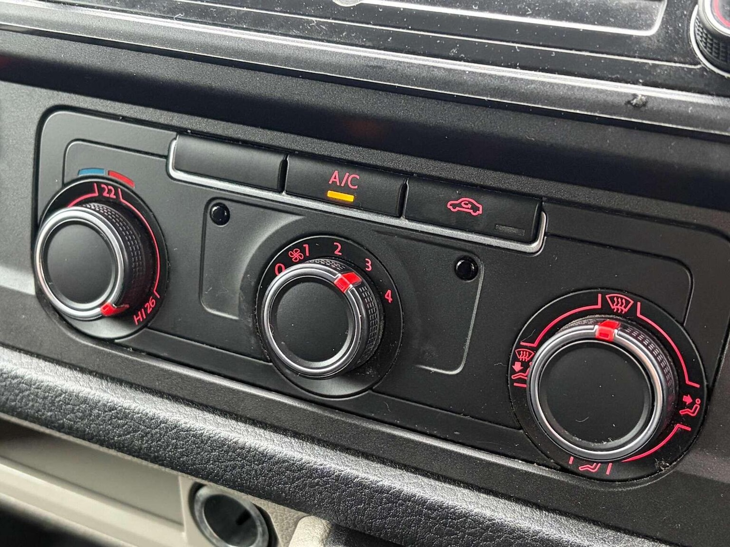 Used Volkswagen Transporter 2019 for sale - 77282710: Photo 37