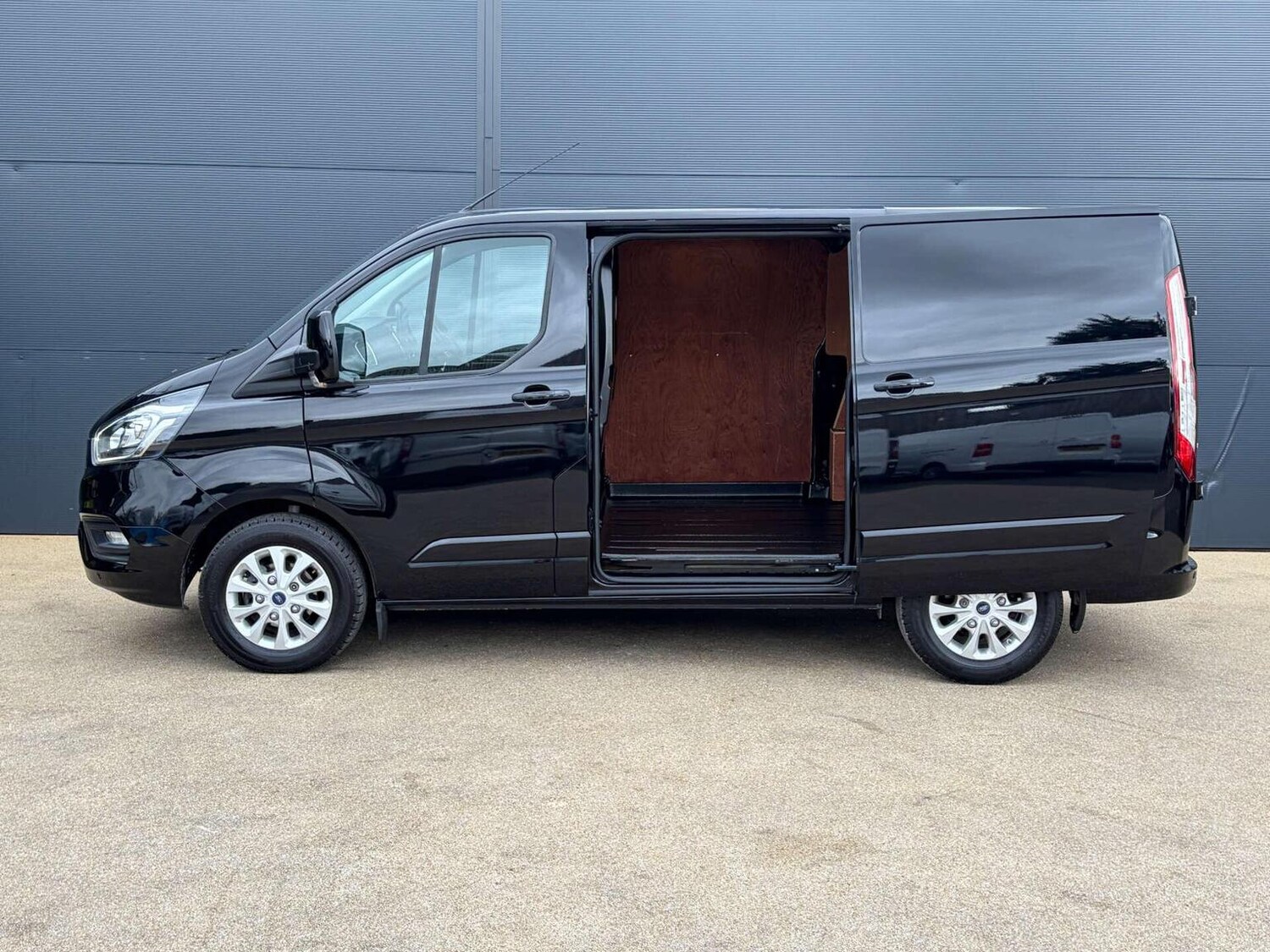 Used Ford Transit Custom 2020 for sale - 77851280: Photo 10