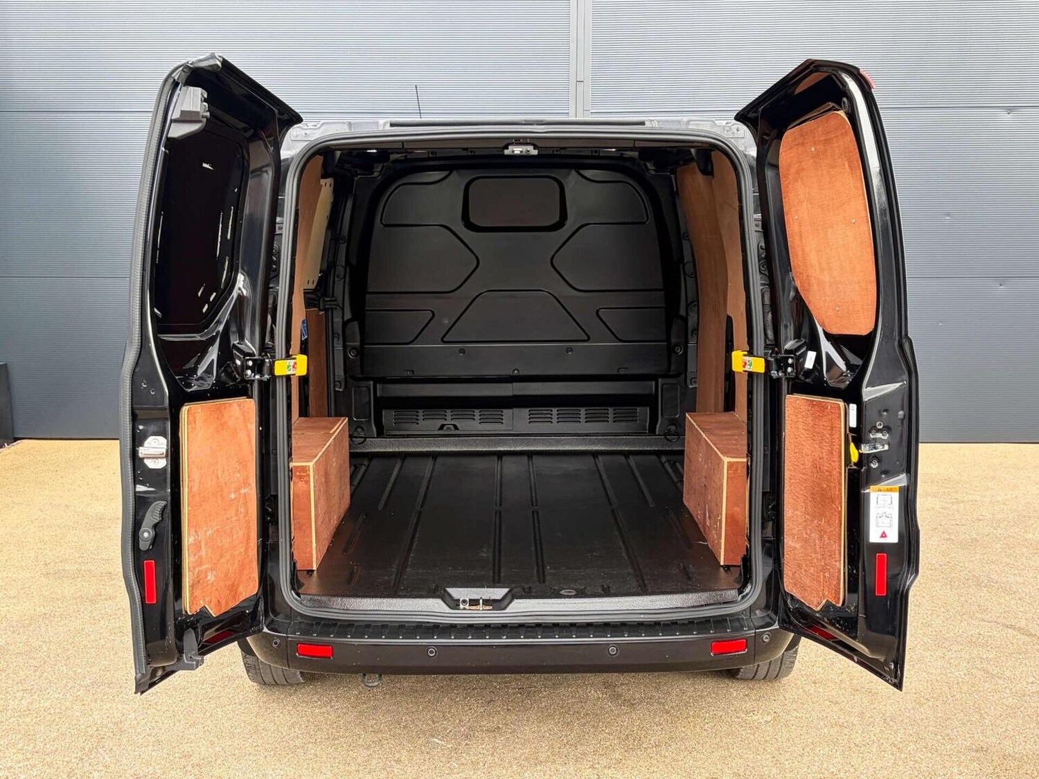 Used Ford Transit Custom 2020 for sale - 77851280: Photo 16