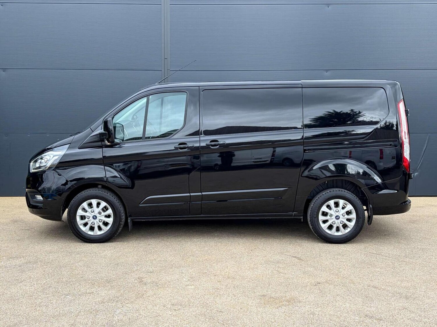 Used Ford Transit Custom 2020 for sale - 77851280: Photo 9